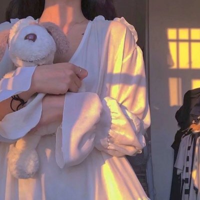 加美拉对深海怪兽吉古拉